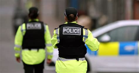 Heavy police presence in Burnley after reports of man 'stabbed' - LancsLive