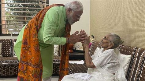 Ahead of Gujarat Elections 2nd phase, PM Narendra Modi visits his mother Heeraben Modi: PICS ...