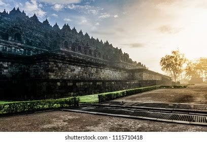 136 Borobudur Nirvana Sunrise Images, Stock Photos & Vectors | Shutterstock