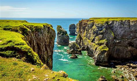 Pembrokeshire Coast Path: Amroth to Whitesands | The Natural Adventure