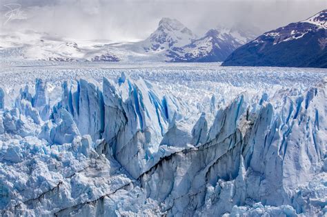 Los Glaciares National Park, The Awesome Panorama of Glaciers and Snowfields - Traveldigg.com