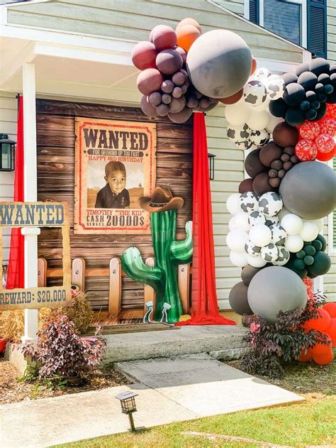 Cowboy Birthday Party Ideas | Photo 9 of 17 | Cowboy birthday party decorations, Cowboy birthday ...