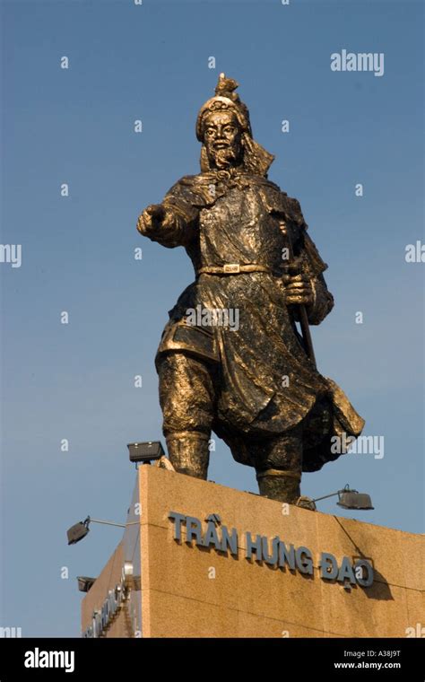 Tran Hung Dao monument