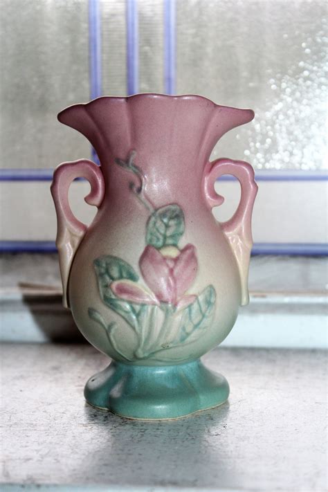 Hull Pottery Magnolia Vase 13 Vintage 1940s