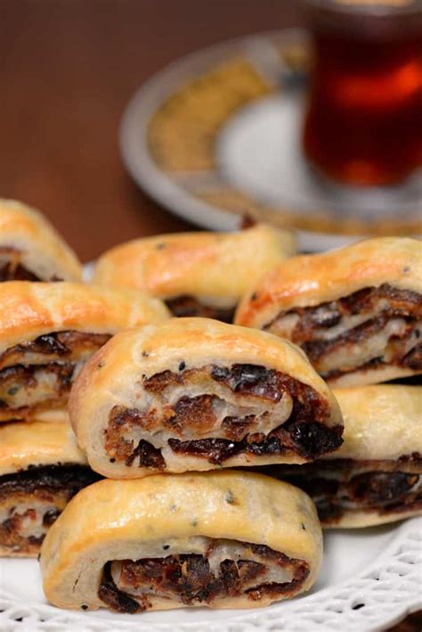 Iraqi Date Cookies (Kleicha) - International Cuisine