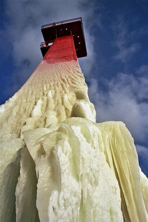 Muskegon Lighthouse, Lake Michigan | Lake lighthouse, Beautiful lighthouse, Lighthouses usa