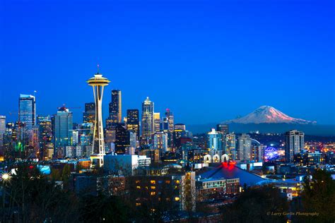 Seattle Skyline with Mount Rainier 2014 by LarryGorlin on DeviantArt