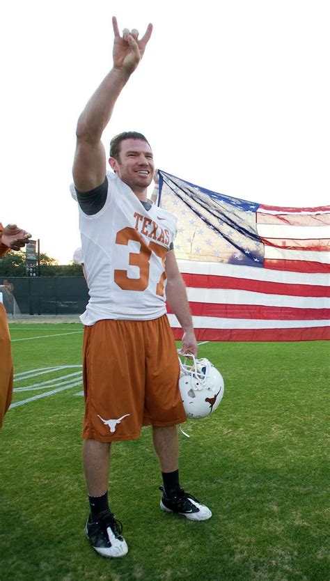 Football's a snap for UT's Boyer after stint as Green Beret in Iraq