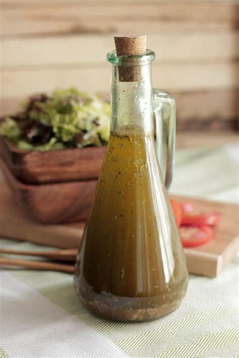 The Best Homemade Vinaigrette Salad Dressing - Live Simply