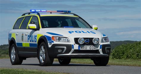 Model year 2014 Volvo XC70 D5 AWD police car (Swedish livery) - Volvo Cars Global Media Newsroom