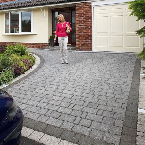 Drivesett Argent Priora Permeable Block Paving | Diy driveway, Front garden ideas driveway ...