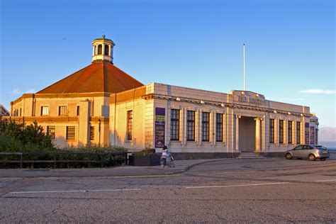 Beach Ballroom, Aberdeen | Art deco building, opened in 1929… | Flickr