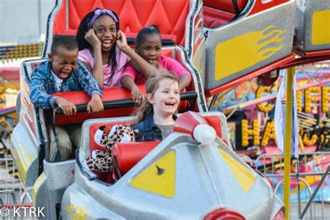 PHOTOS: Carnival rides at the Houston Rodeo | Carnival rides, Houston ...