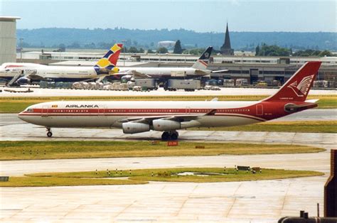 Photos of Colombo Katunayake Airport (CMB)