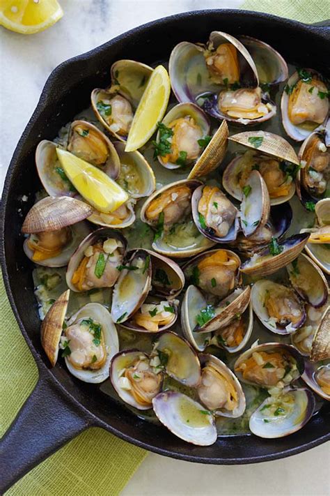 Garlic Butter Sauteed Clams - Rasa Malaysia