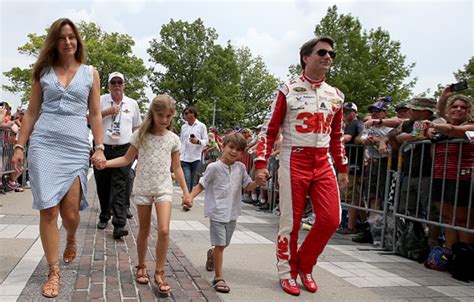 Jeff Gordon and Ingrid Vandebosch walking with their kids Ella and Leo | Jeff gordon nascar ...