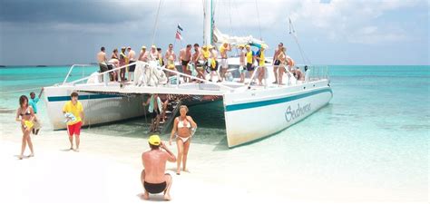 Seahorse Sail and Snorkel Adventure | Bahamas Tour Center