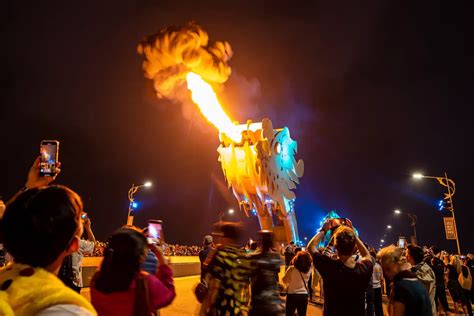 Dragon Bridge in Da Nang: 2024 Visitors' Guide