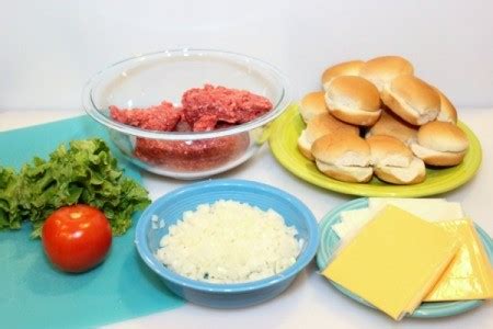 Making Mini Cheeseburgers (Sliders) | ThriftyFun