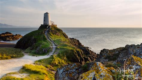 Newborough Beach & Ynys Llanddwyn - Neon Light Photography