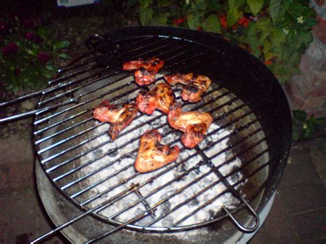 File:Bbq chicken wings.JPG - Wikimedia Commons