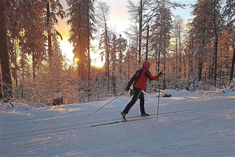 Furtwangen: Furtwangen freut sich über den Schnee | SÜDKURIER