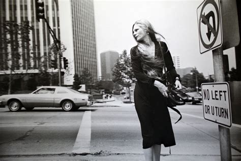 Garry Winogrand | Garry winogrand, Street photographers, Street photography