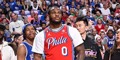 Cowboys' Micah Parsons defends wearing 76ers jersey to NBA playoff game ...