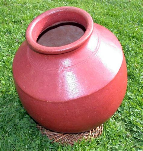 Red And Black Clay Water Pot, Size: 33''*23 Inch at Rs 100/piece in ...