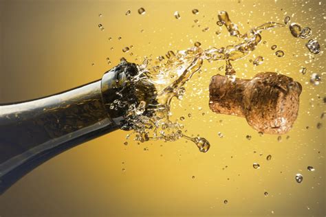 Bubbles! The physics of champagne - Cosmos Magazine