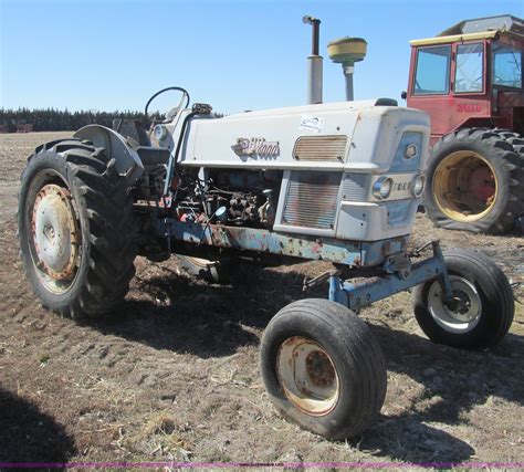 Ford 6000 tractor in Portis, KS | Item I7188 sold | Purple Wave