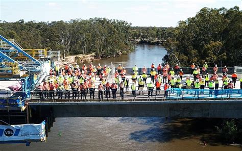 Echuca Moama Bridge - McConnell Dowell