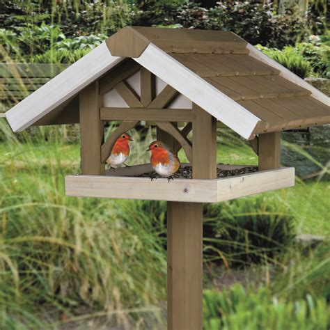 Backyard Bistro Bird Feeder - Amazing Backyard Ideas