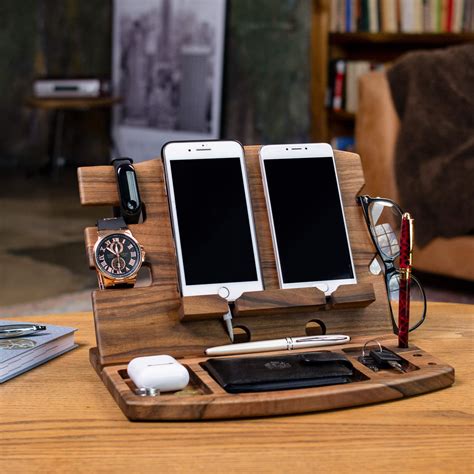 Wood Charging Station for Multiple Devices | Teslyar