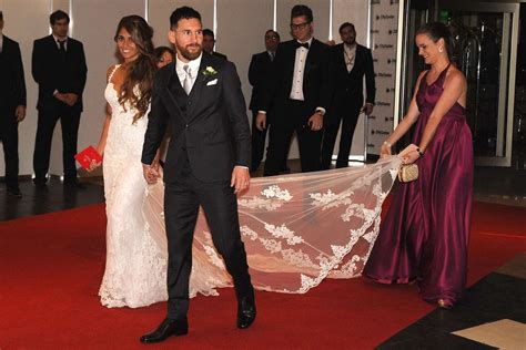 Shakira Attends Lionel Messi's Wedding with Gerard Piqué