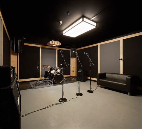 North London Rehearsal Studios | Affordable Band Practice | PIRATE.COM