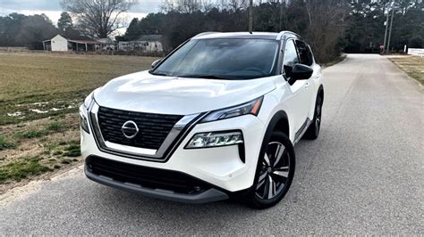 2021 Nissan Rogue SL: Elevating the Compact SUV Experience – Auto Trends Magazine