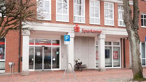 Sparkasse Holstein garantiert: Filialen bleiben bis 2030