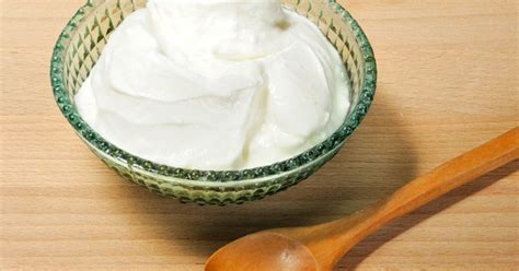 Yogurt for yeast infection: Does it work and how do you use it?