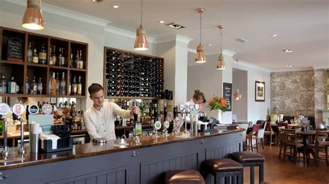 The Fleece Witney, Oxfordshire - Restaurant Review, Menu, Opening Times