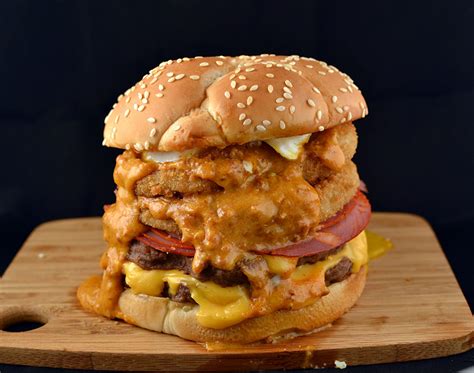 5 of the Most Insanely Delicious Microwave Burgers You've Ever Seen