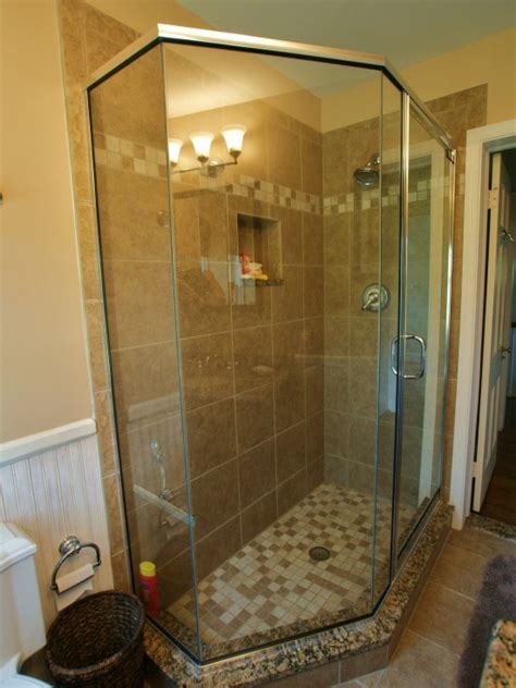 93 best images about Shower Designs on Pinterest | Stand up showers ...