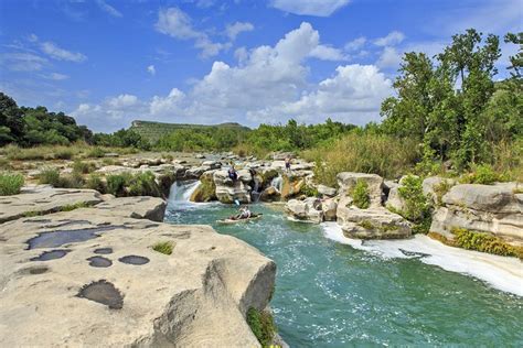 14 Best Waterfalls in Texas | PlanetWare