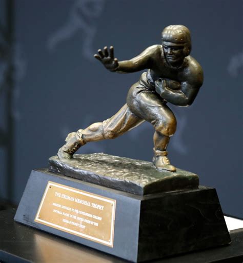 A Complete Guide To The Heisman Trophy Winners // ONE37pm