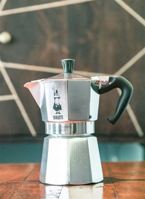 How to Use a Coffee Percolator: A Step by Step Guide