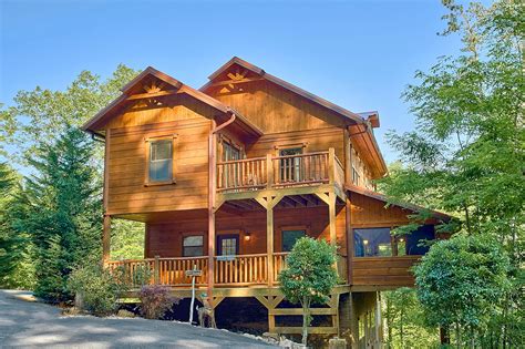 RU - Four Seasons - Gatlinburg, Tennessee, Cabins, Gatlinburg, United ...