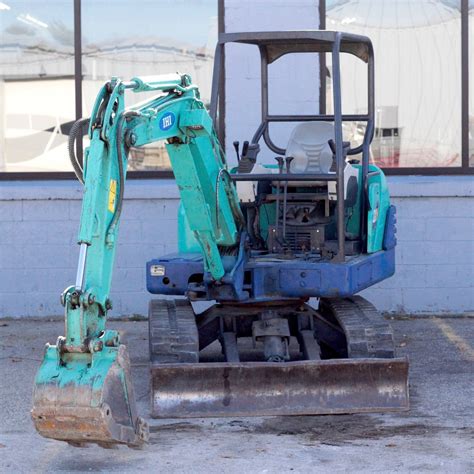 Mini Excavator IHI 28N Rental | Call 616-538-8080