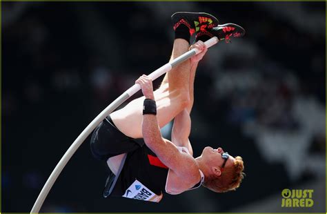 Shawn Barber Dead - Olympic Pole Vaulter Passes Away at 29: Photo ...