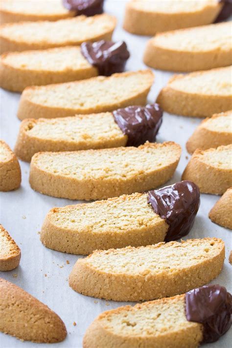 This classic biscotti recipe makes the best biscotti cookies! A basic biscotti recipe plus ...