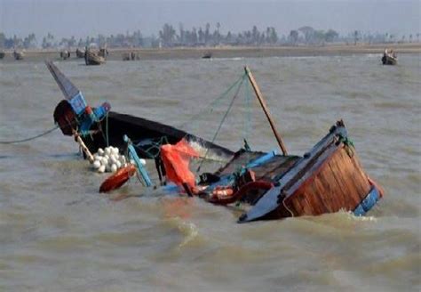 UPDATE: Five dead, 16 rescued as boat capsizes in Lagos